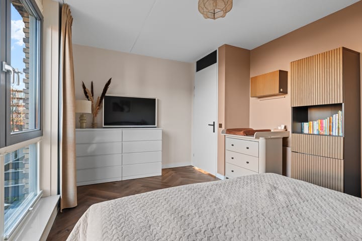 Foto 19 van Louis Armstronglaan 690