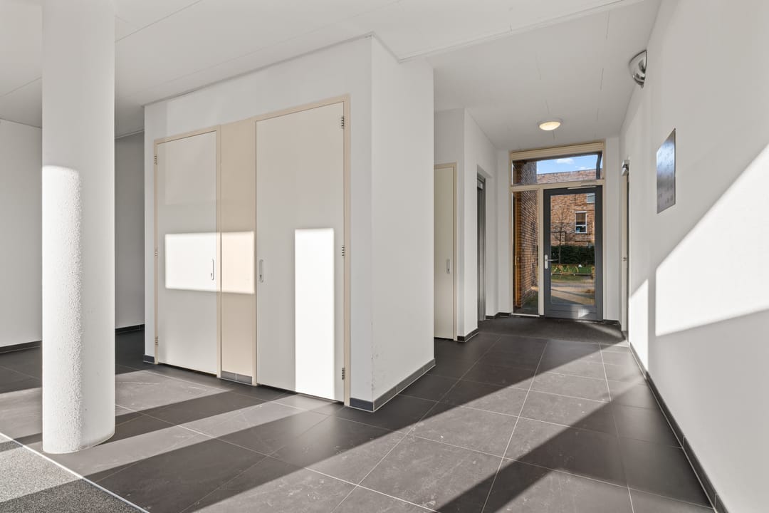 Photo 37 of Louis Armstronglaan 690