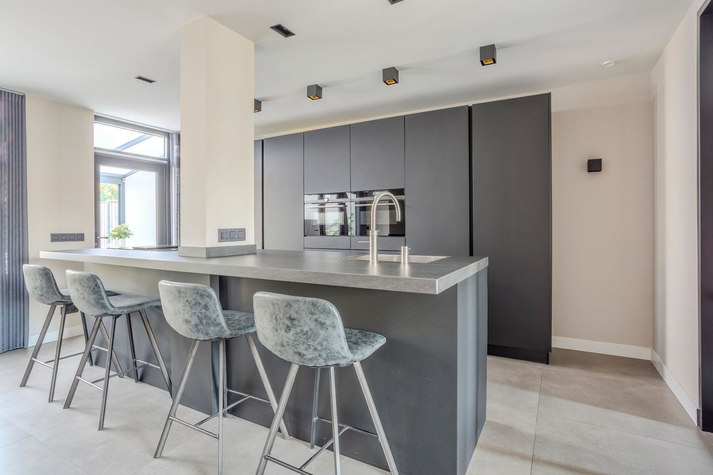 Foto 4 van Dravikstraat 8