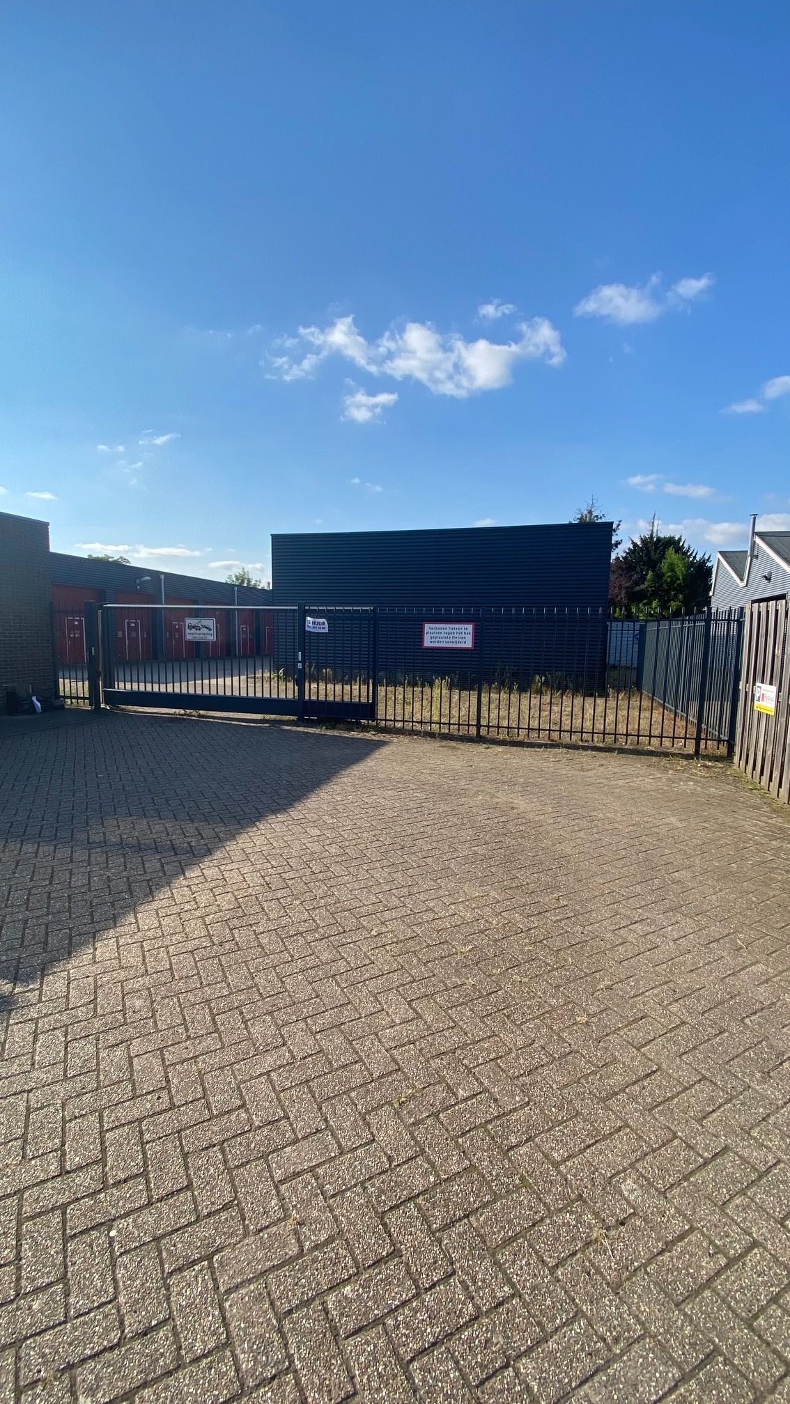 Bekijk foto 4 van Mathenessestraat 43