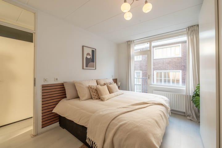 Foto 13 van Pieter Jacobszstraat 10-E