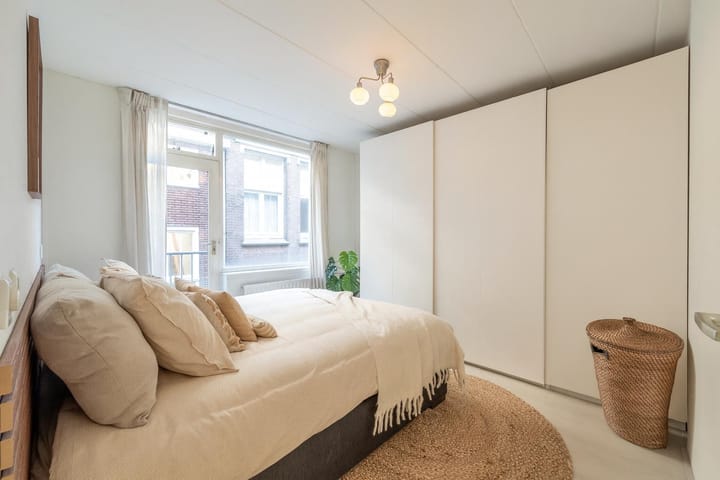 Foto 14 van Pieter Jacobszstraat 10-E