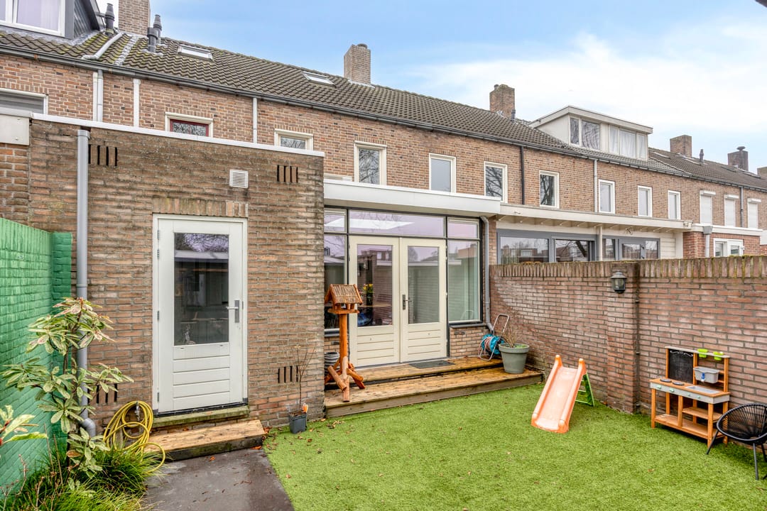 Foto 41 van Den Haas 25