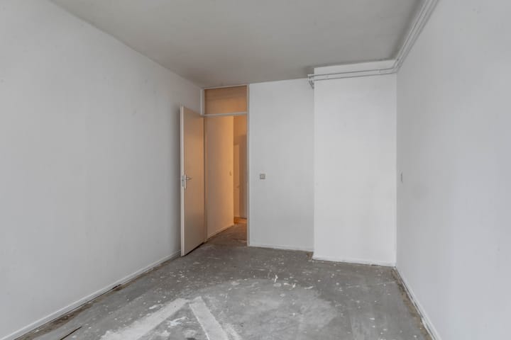 Photo 14 of Louis Davidsstraat 17