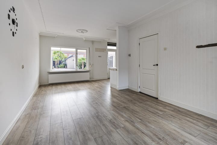 Photo 2 of Dr. Struyckenstraat 133