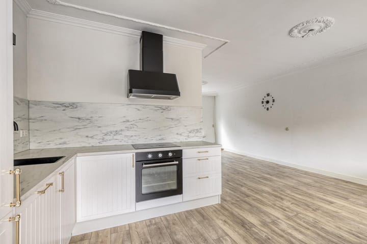 Photo 9 of Dr. Struyckenstraat 133