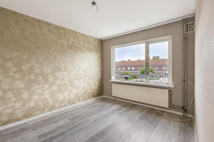 Photo 17 of Dr. Struyckenstraat 133