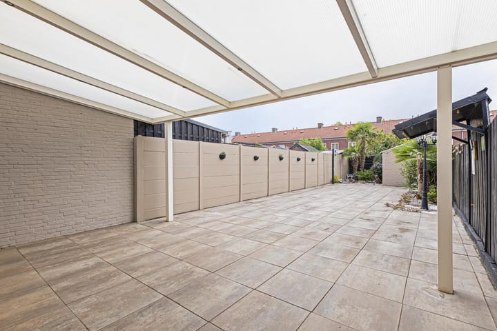 Photo 29 of Dr. Struyckenstraat 133