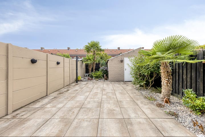 Photo 31 of Dr. Struyckenstraat 133