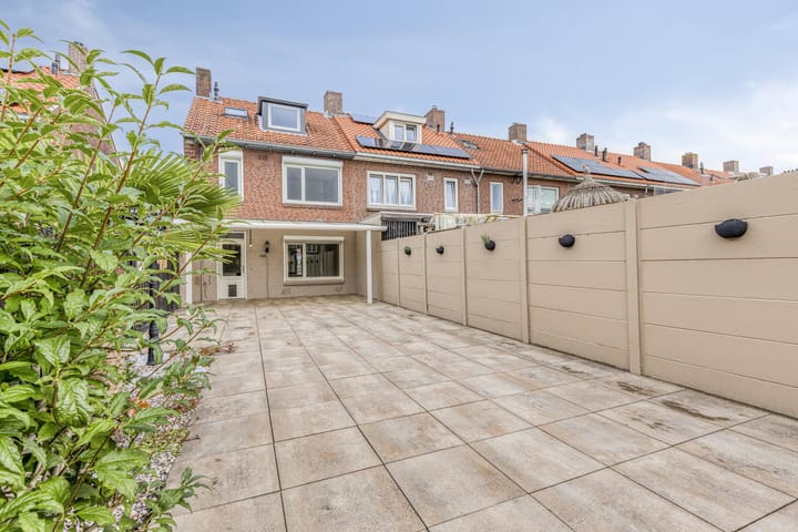 Photo 33 of Dr. Struyckenstraat 133