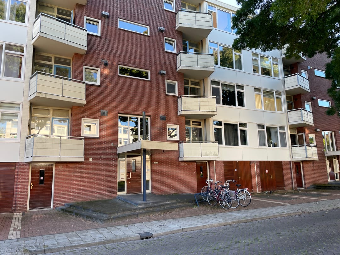 Photo 1 of Meindert Hobbemastraat 30