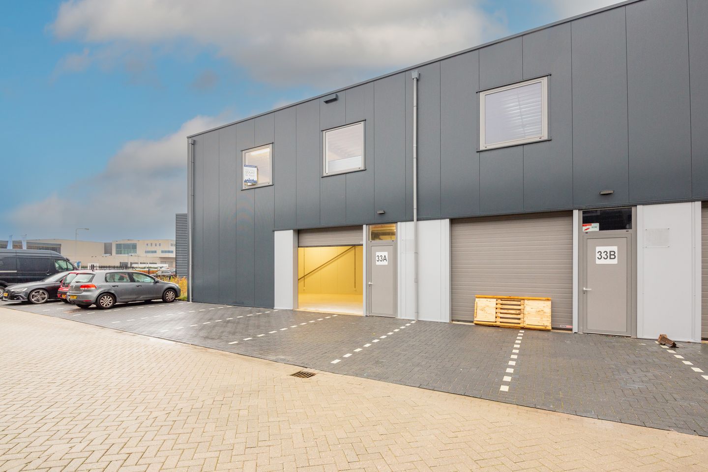 View photo 1 of Koningsbeltweg 33-A