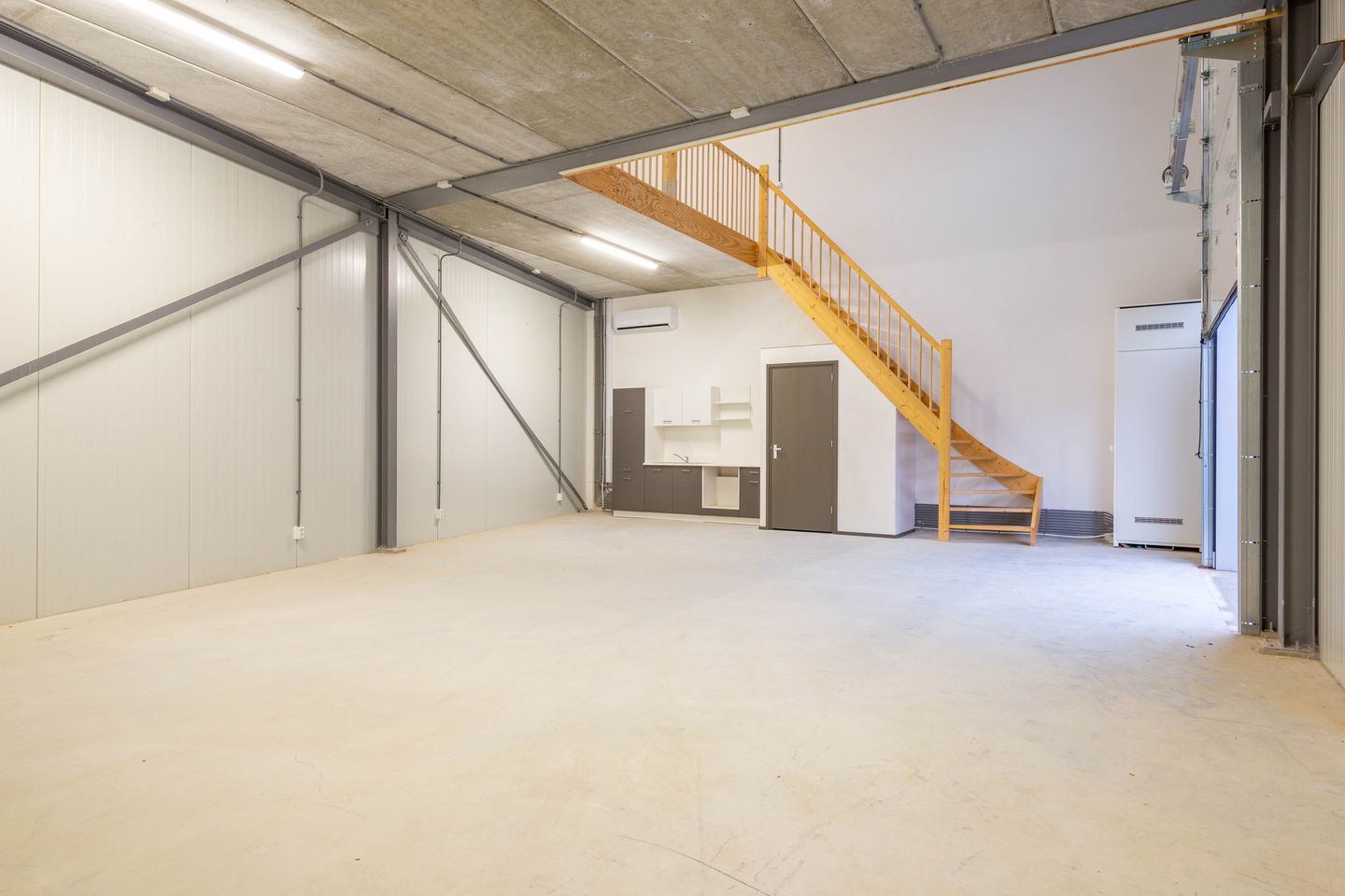 View photo 3 of Koningsbeltweg 33-A