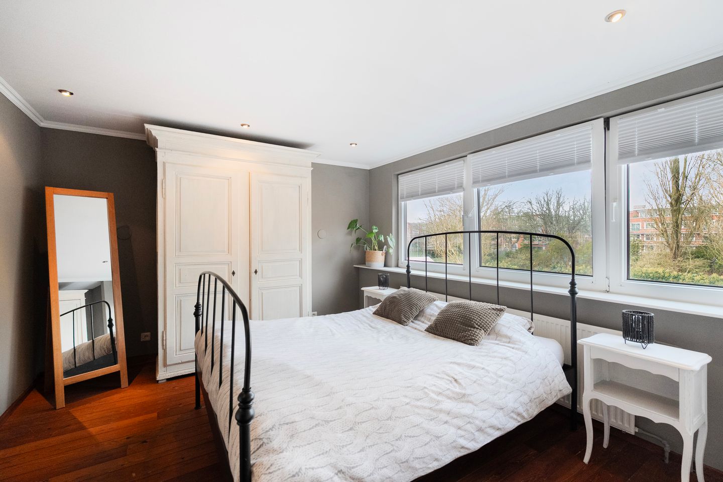 Foto 25 van Nieuwpoortslaan 4