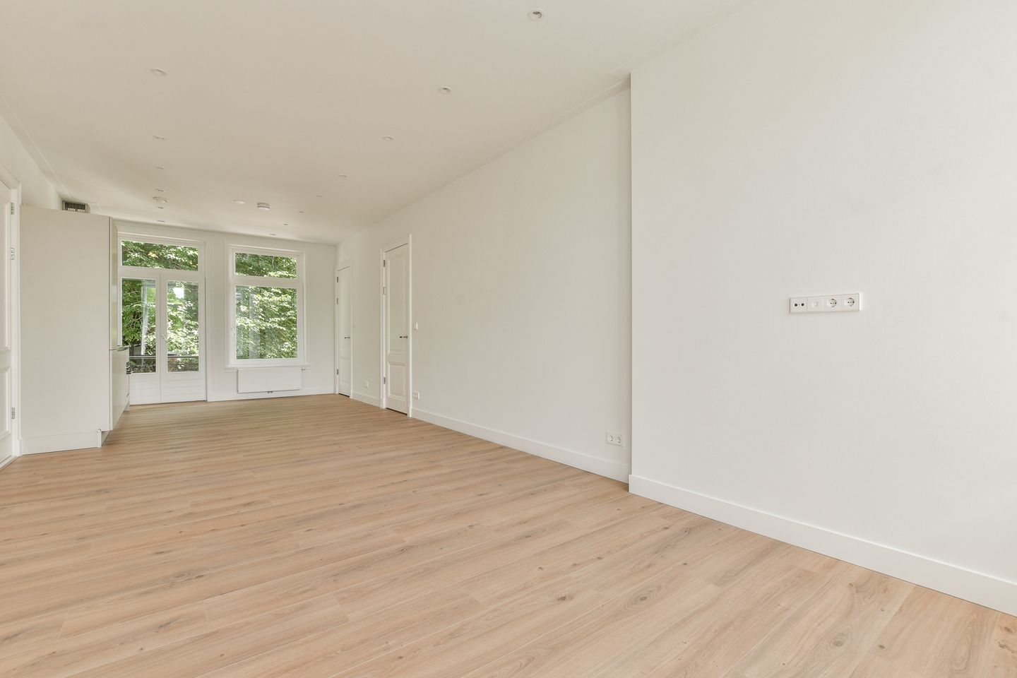 Foto 5 van Linnaeusparkweg 142-2