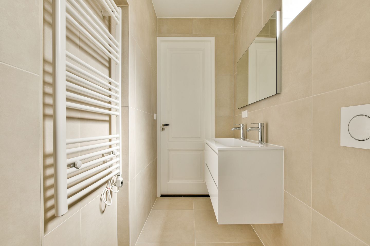 Foto 10 van Linnaeusparkweg 142-2