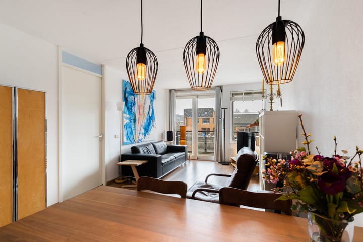 Photo 19 of Teenschiller 8