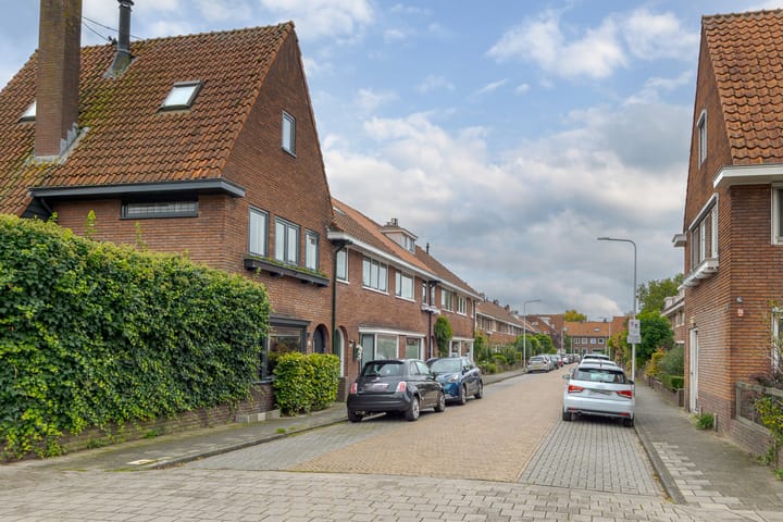 Photo 6 of De Genestetstraat 42