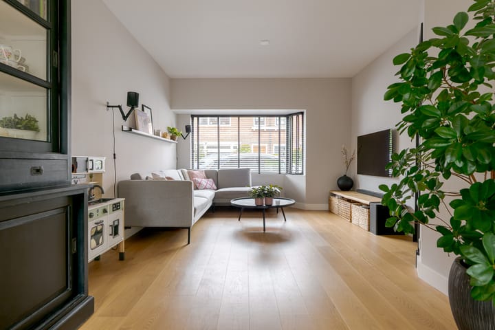 Photo 11 of De Genestetstraat 42