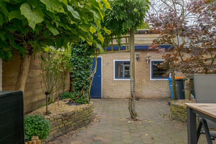 Photo 27 of De Genestetstraat 42