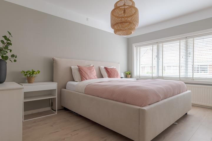 Photo 32 of De Genestetstraat 42