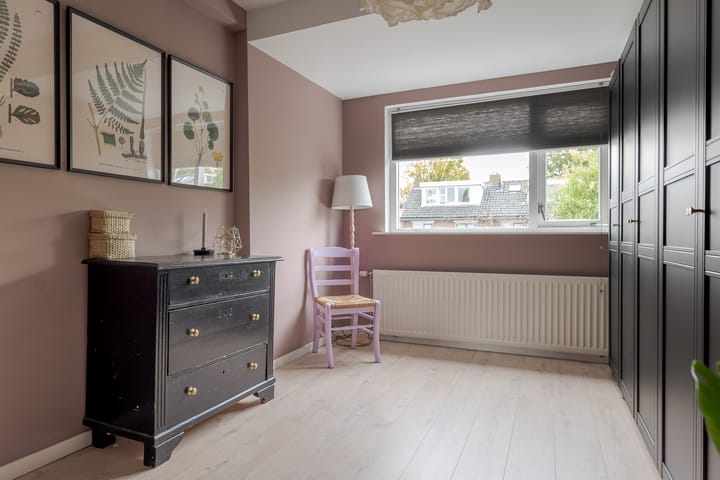 Photo 35 of De Genestetstraat 42