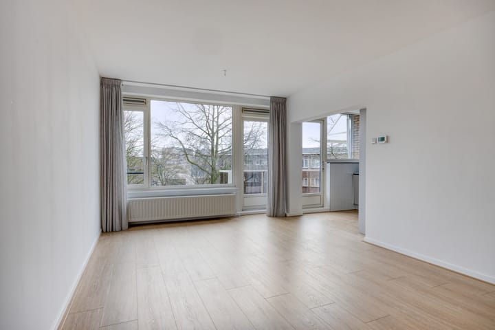 Foto 14 van Julianaplantsoen 252