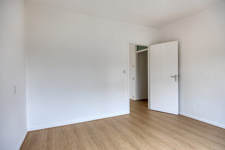 Foto 29 van Julianaplantsoen 252