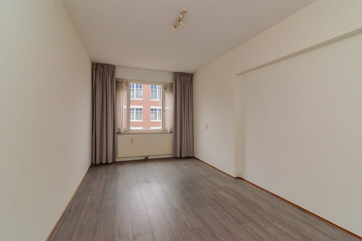 Foto 9 van Sir Winston Churchillln 839-A