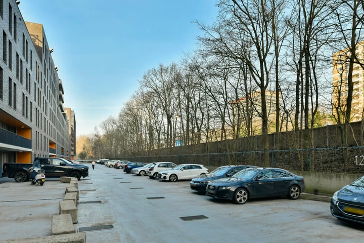 Photo 16 of Wijnand Nuijenstraat 114