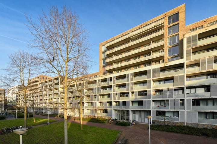 Photo 18 of Wijnand Nuijenstraat 114