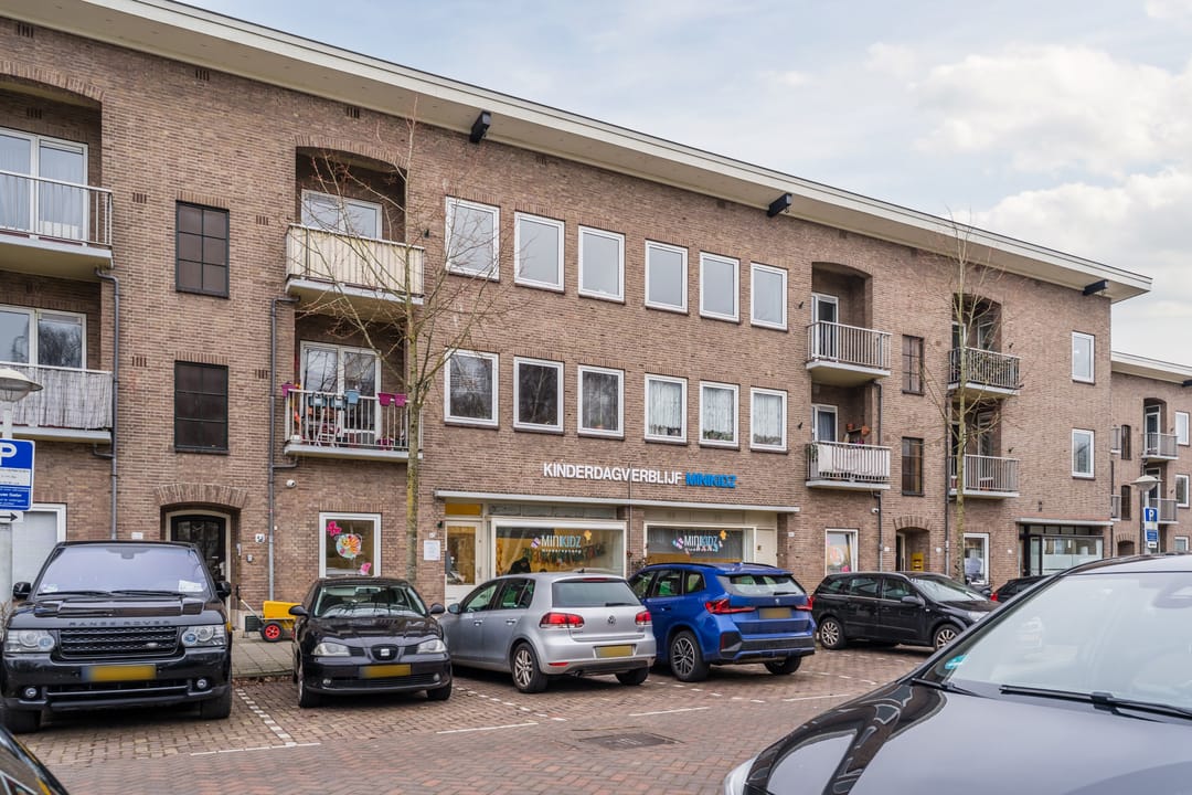 Photo 31 of Jennerstraat 25