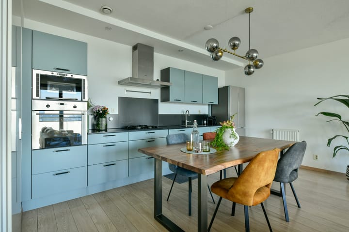 Photo 4 of Wijnand Nuijenstraat 114