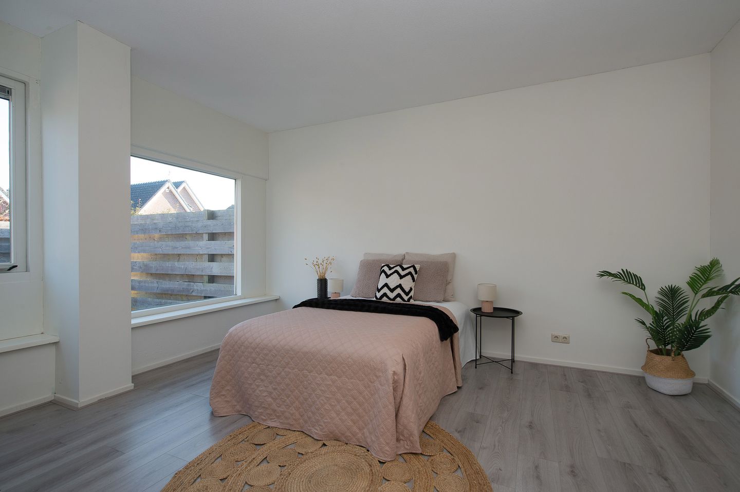 Photo 19 of Burg. Gaarlandtlaan 20