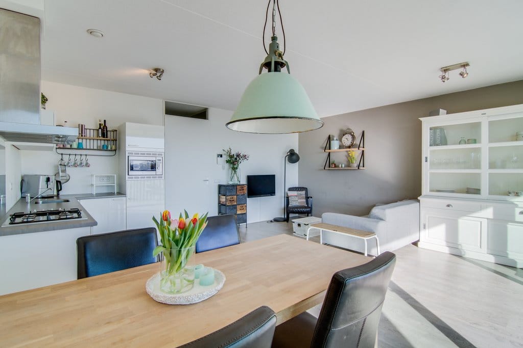 Photo 12 of Broeder Alarmstraat 65