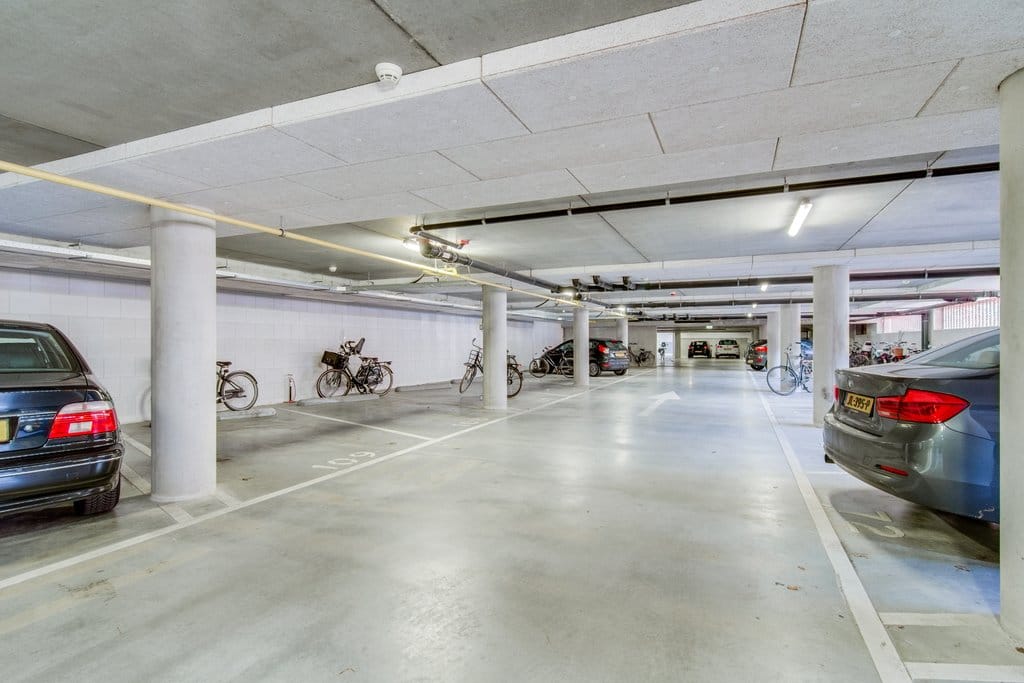 Photo 26 of Broeder Alarmstraat 65