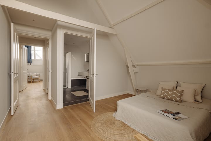 Foto 19 van Van Baerlestraat 14-3