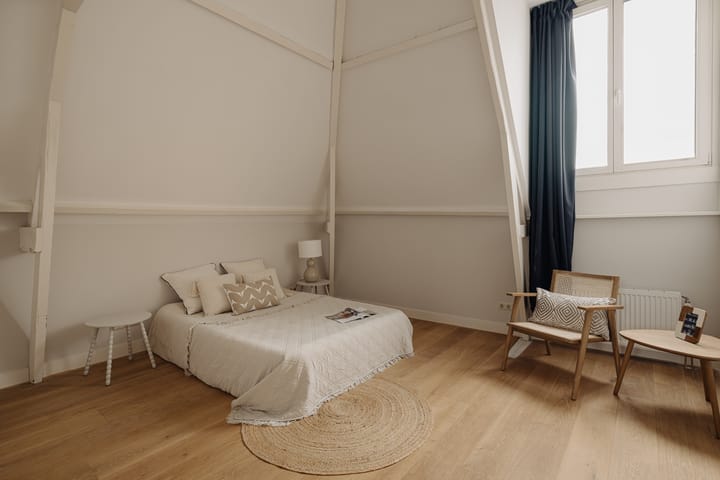 Foto 18 van Van Baerlestraat 14-3