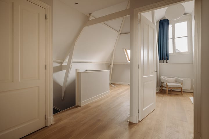 Foto 23 van Van Baerlestraat 14-3