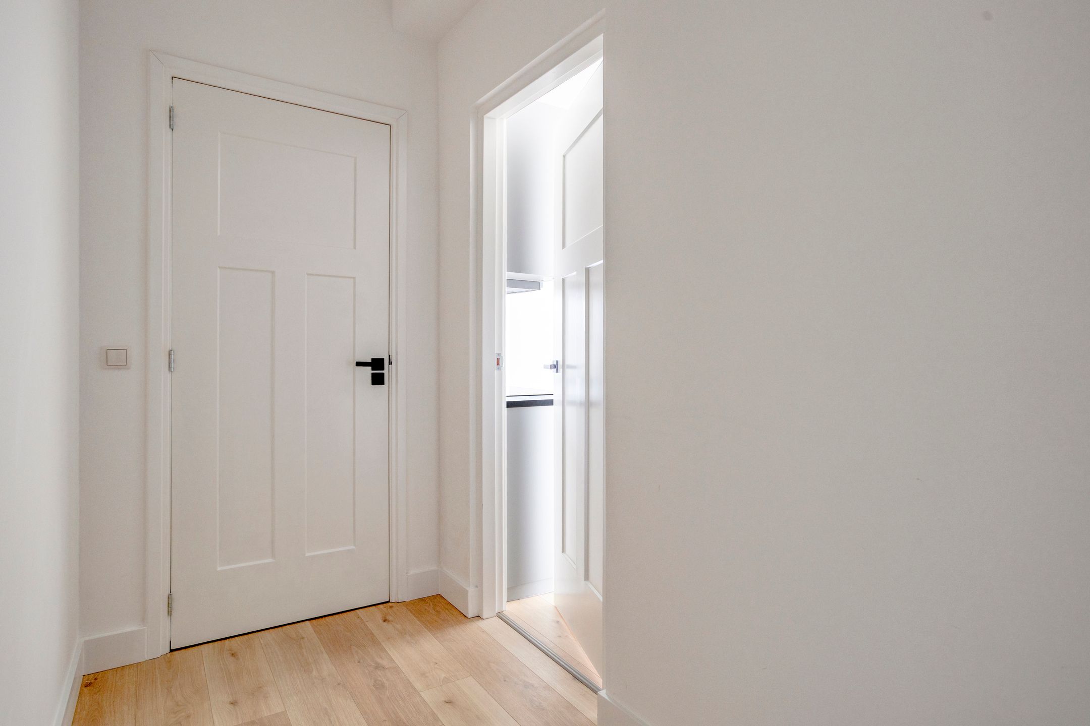 Foto 6 van Meerten Verhoffstraat 15-C2