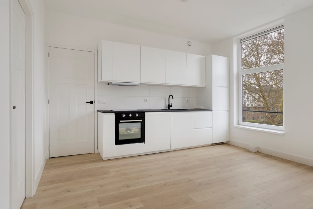 Foto 8 van Meerten Verhoffstraat 15-C2