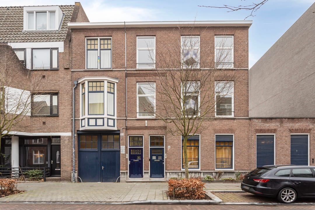 Photo 2 of Meerten Verhoffstraat 15-B2