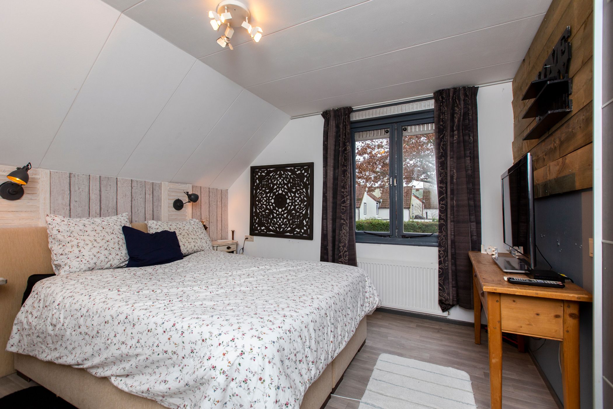 Foto 24 van Valkenkamp 10