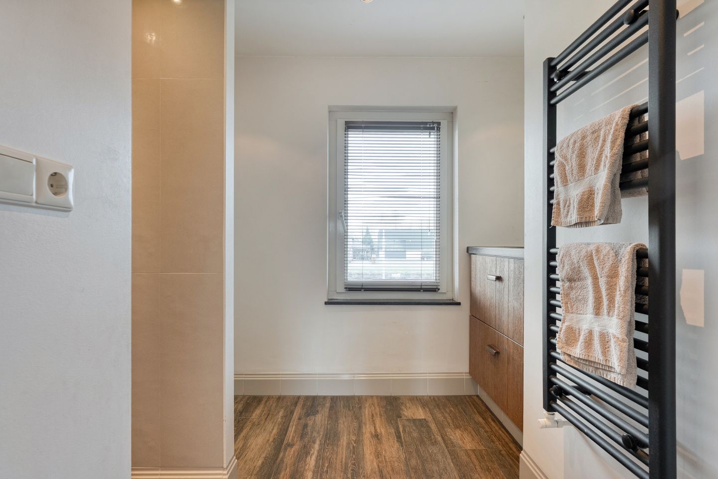 Foto 19 van Kanaalweg Zuid 65