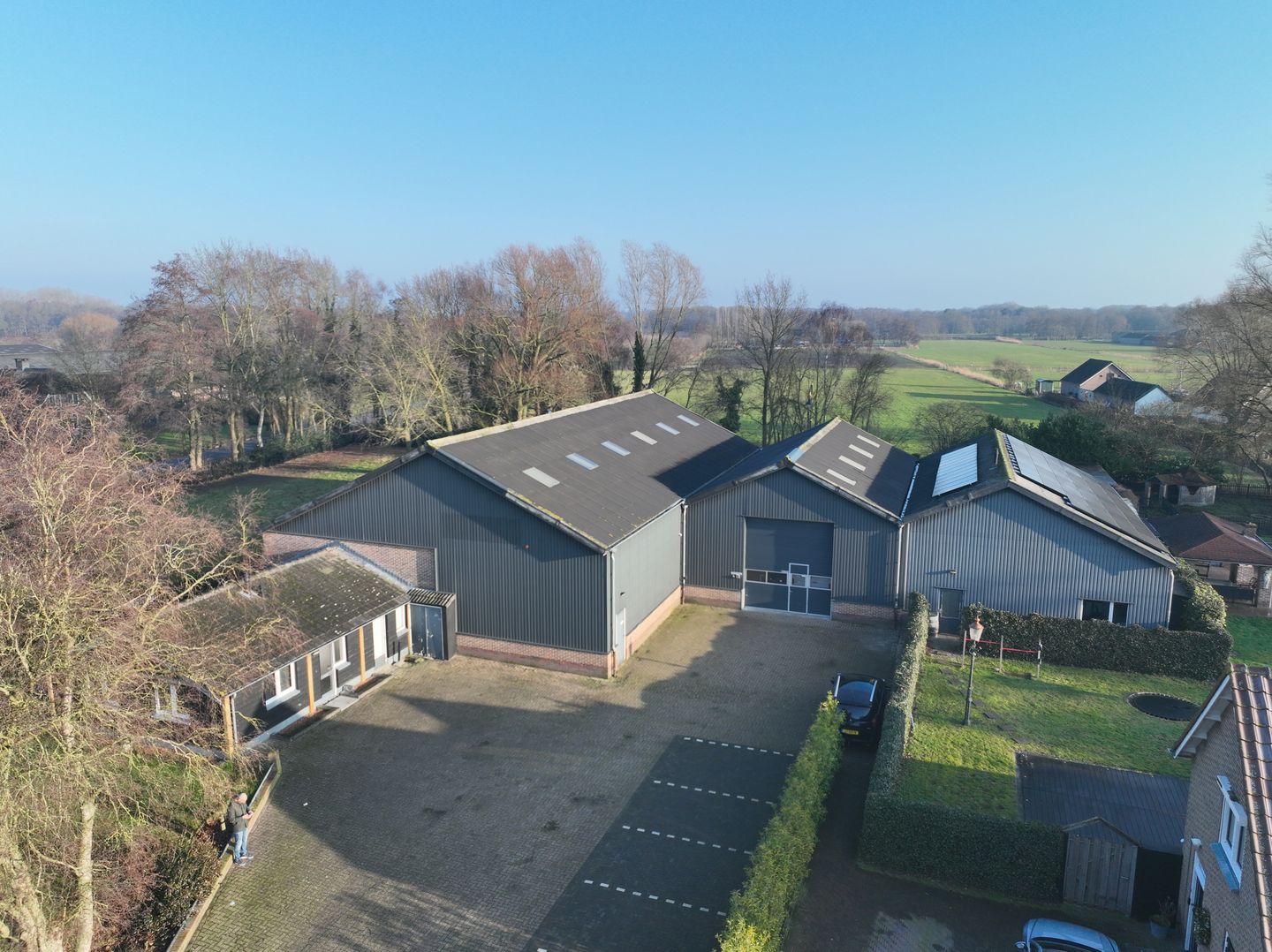 View photo 2 of Schoolstraat 92