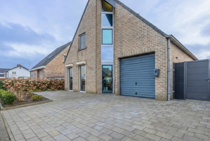 Photo 4 of Kasteelstraat 9