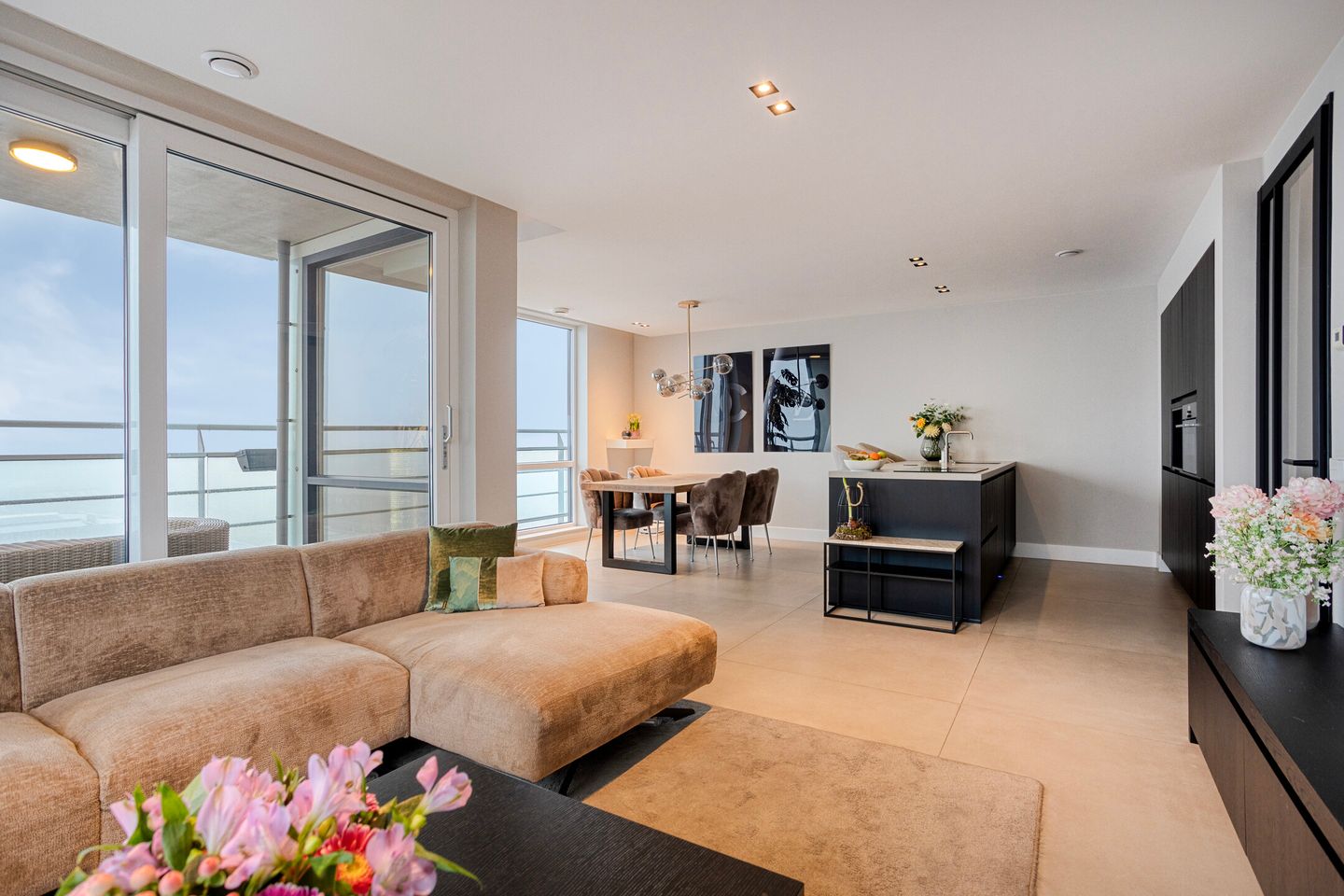 Foto 4 van Galileistate 185