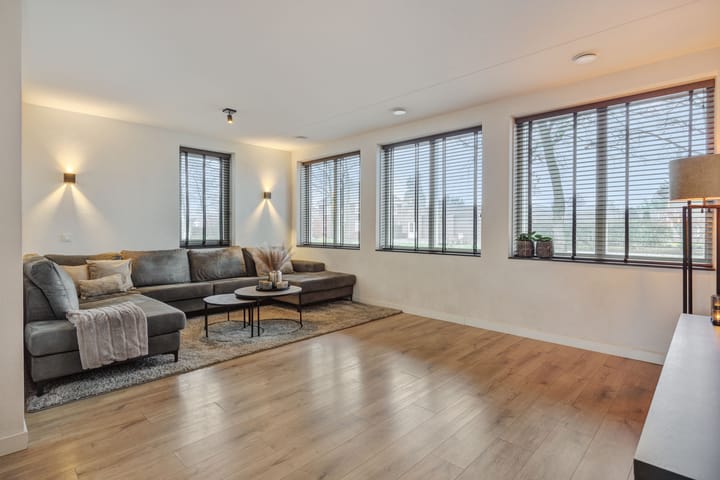 Foto 2 van Van Grunsven-erf 16