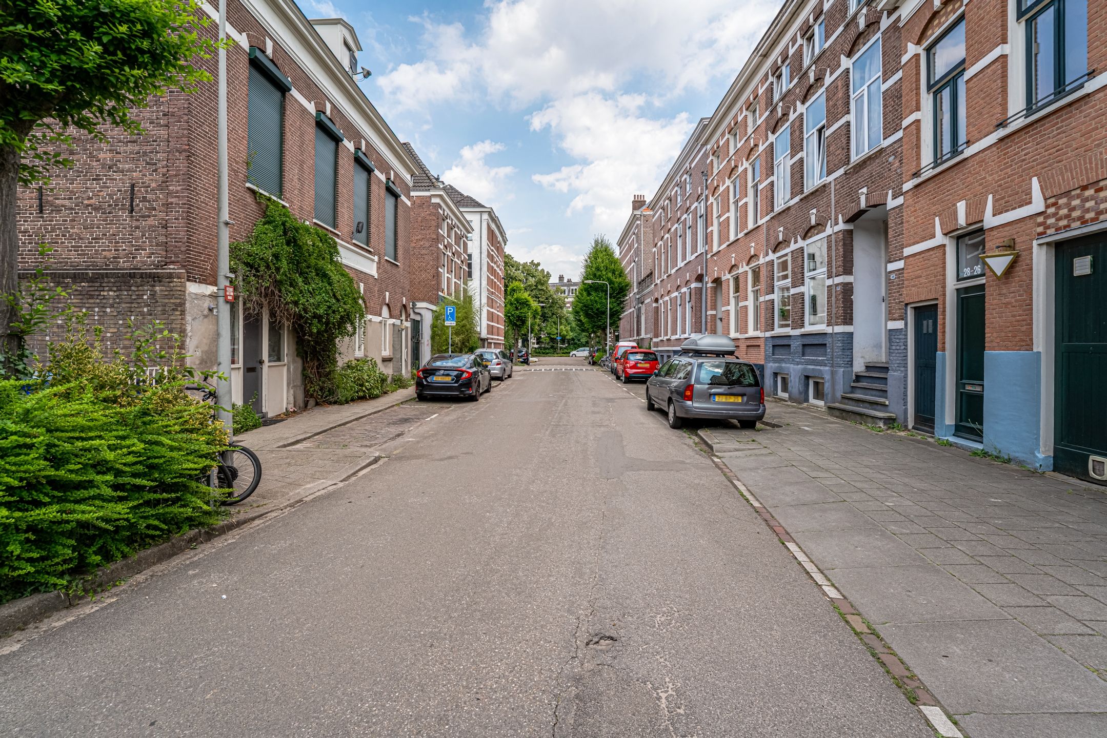 Photo 12 of Gravenstraat 20-1