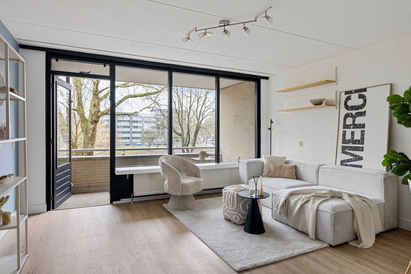 Foto 5 van Linschotensingel 1-BG